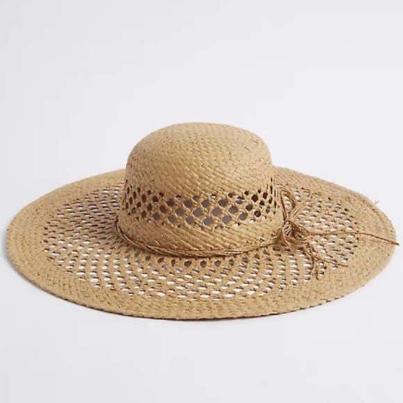 π Beige Oversized Floppy Hat NWT Torrid New! Small Medium S M - Picture 4 of 4